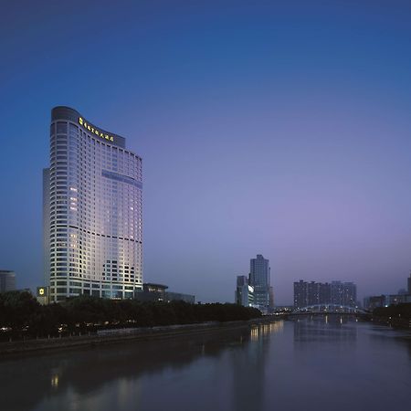 Shangri-La Ningbo - The Three Rivers Intersection Hotel Exterior photo